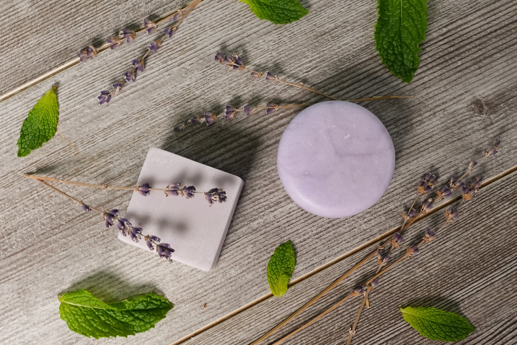 10 Reasons to Try Solid Shampoo & Conditioner Bars