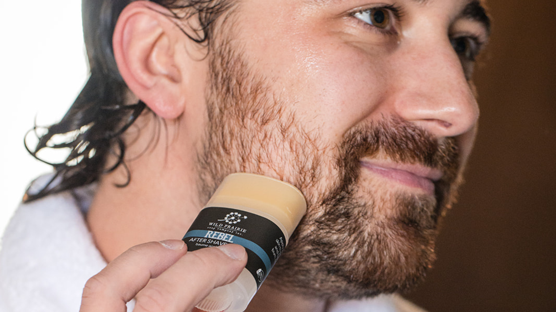 Valentine’s gifts for him made in Canada, designed for everyday men’s routines